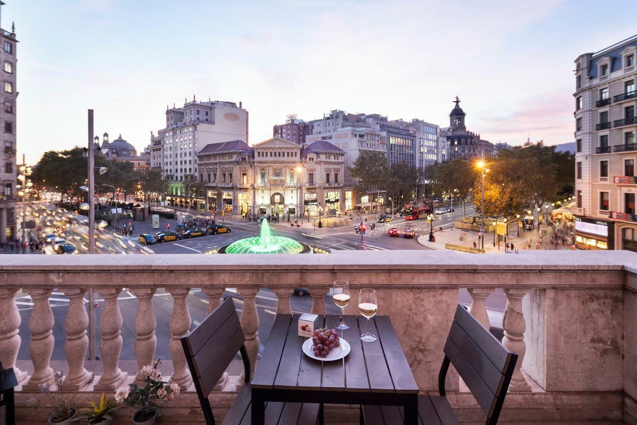 Uma Suites Passeig De Gracia 16 Barcelona Exteriör bild