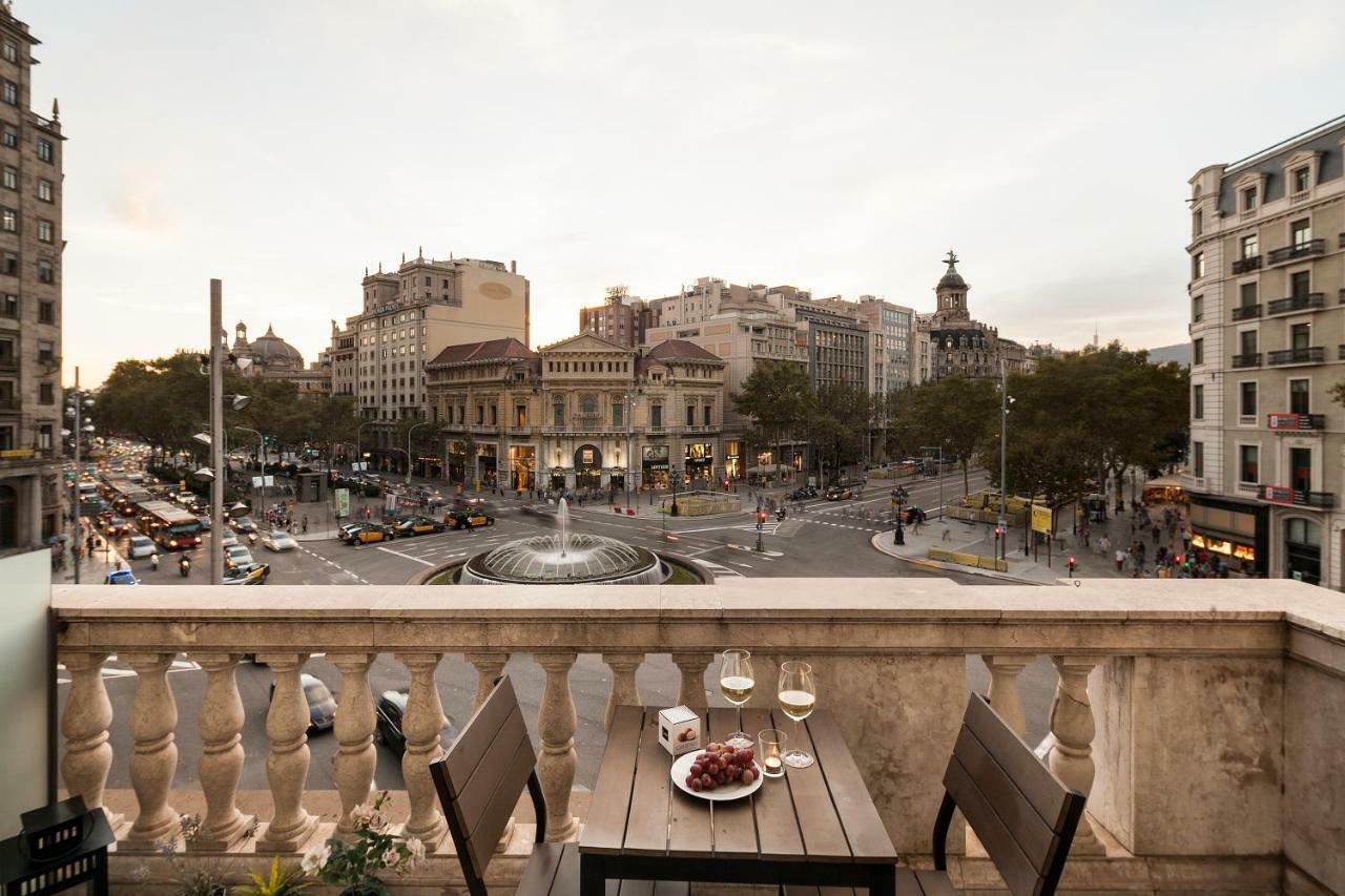 Uma Suites Passeig De Gracia 16 Barcelona Exteriör bild