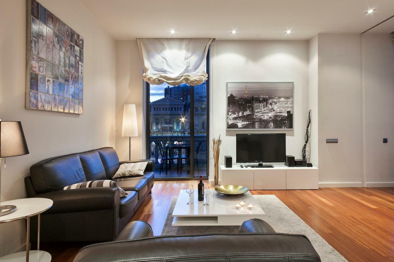 Uma Suites Passeig De Gracia 16 Barcelona Exteriör bild