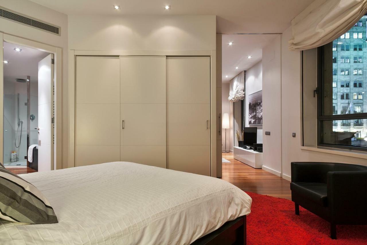 Uma Suites Passeig De Gracia 16 Barcelona Exteriör bild
