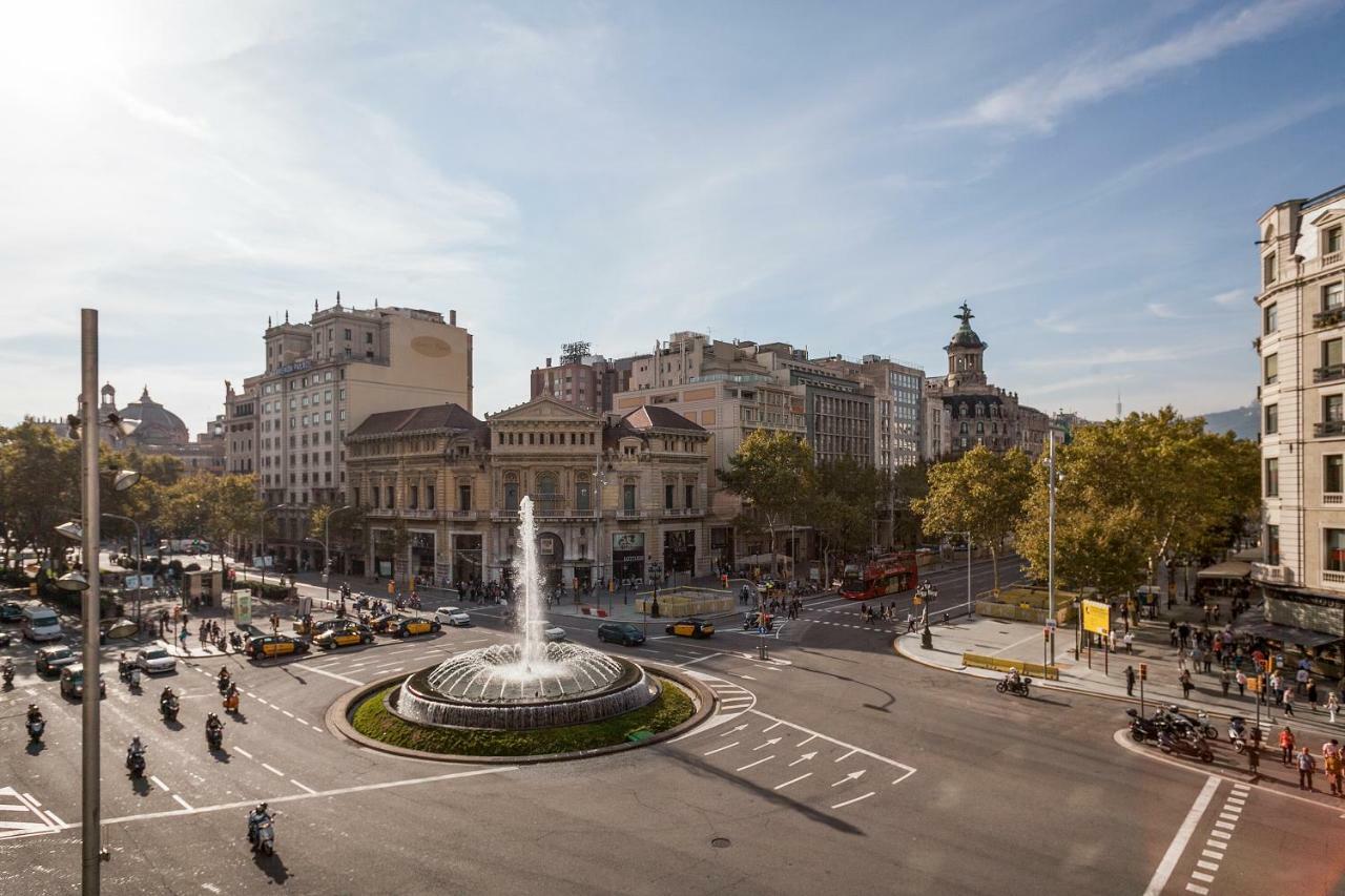 Uma Suites Passeig De Gracia 16 Barcelona Exteriör bild