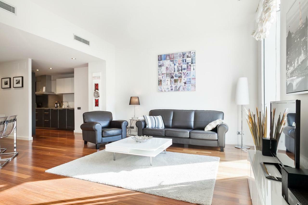 Uma Suites Passeig De Gracia 16 Barcelona Exteriör bild