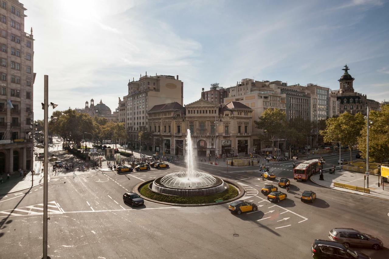 Uma Suites Passeig De Gracia 16 Barcelona Exteriör bild